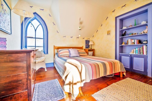 6000 Eighth Line, Erin, ON - Indoor Photo Showing Bedroom