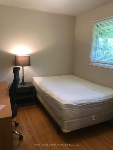 38 High Street, Waterloo, ON - Indoor Photo Showing Bedroom