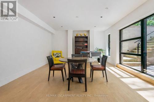 1308 Greenoaks Drive, Mississauga, ON - Indoor Photo Showing Dining Room