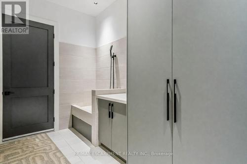 1308 Greenoaks Drive, Mississauga, ON - Indoor