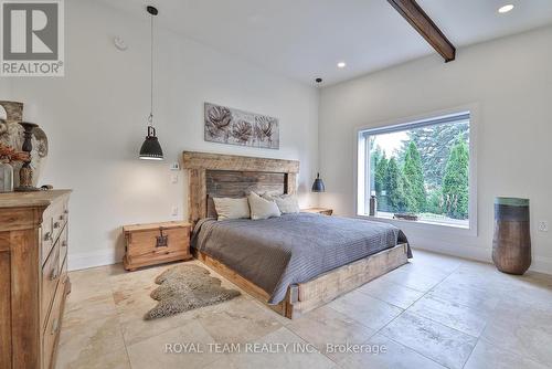 388303 Sideroad 20 Side Road, Mono, ON - Indoor Photo Showing Bedroom