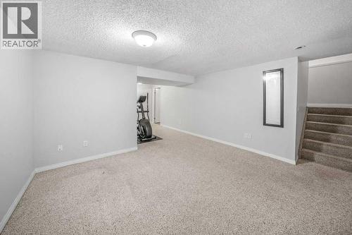 2140 146 Avenue Se, Calgary, AB - Indoor Photo Showing Other Room
