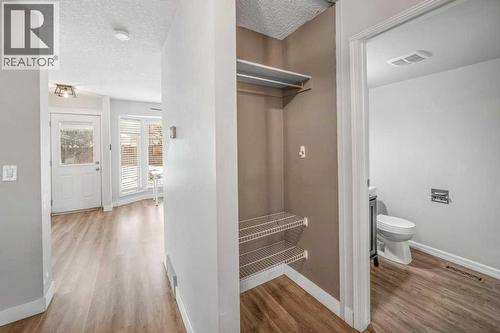 2140 146 Avenue Se, Calgary, AB - Indoor