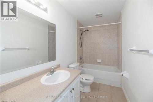 802 Coldstream Drive, Oshawa, ON - Indoor Photo Showing Bathroom