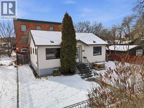 1339 11 Avenue Se, Calgary, AB - Outdoor