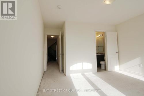 3903 Tufgar Crescent, Burlington, ON - Indoor