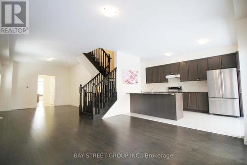 3903 Tufgar Crescent, Burlington, ON - Indoor Photo Showing Kitchen