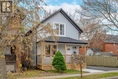 93 AGNES STREET  Oshawa, ON L1G 1V3