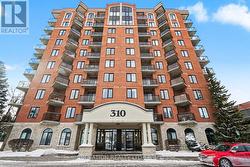 310 CENTRAL PARK DRIVE  Ottawa, ON K2C 4G4