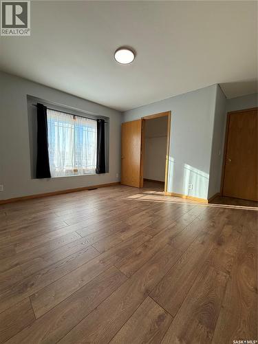 233 High Avenue, Saltcoats, SK - Indoor