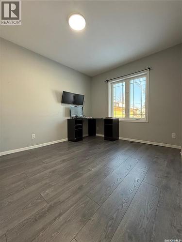 233 High Avenue, Saltcoats, SK - Indoor