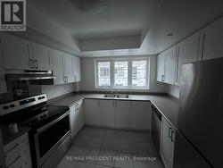 2735 DEPUTY MINISTER PATH  Oshawa, ON L1L 0M7