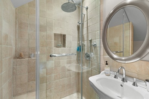 Salle de bains attenante à la CCP - 580 Av. Lazard, Mont-Royal, QC - Indoor Photo Showing Bathroom