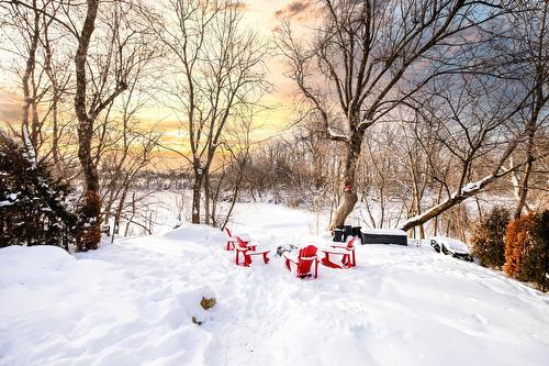 Bord de l'eau - 2015 Av. De Salaberry, Chambly, QC - Outdoor