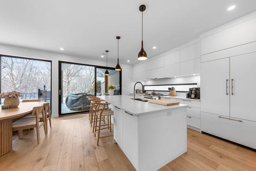 Cuisine - 2015 Av. De Salaberry, Chambly, QC - Indoor Photo Showing Kitchen With Upgraded Kitchen