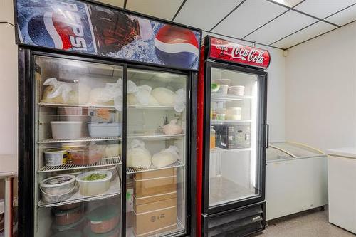 655 Main St, Morris, MB 