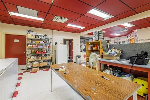 655 Main St, Morris, MB 