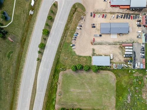 655 Main St, Morris, MB 