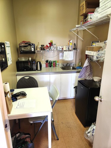 Coin-repas - 5791 Boul. Des Laurentides, Laval (Auteuil), QC - Indoor