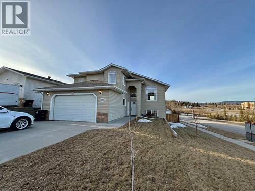 294 TOCHER Avenue  Hinton, AB T7V 1L2