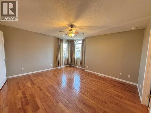 294 Tocher Avenue, Hinton, AB - Indoor Photo Showing Other Room