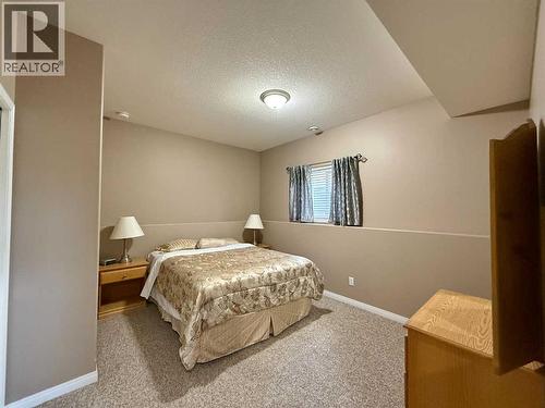 294 Tocher Avenue, Hinton, AB - Indoor Photo Showing Bedroom
