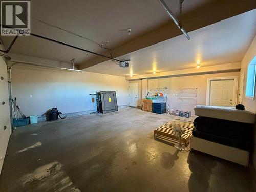 294 Tocher Avenue, Hinton, AB - Indoor Photo Showing Garage