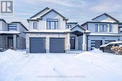 2872 DOYLE DRIVE  London South, ON N6M 0G7