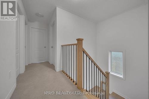 3950 Koenig Road, Burlington, ON - Indoor Photo Showing Other Room