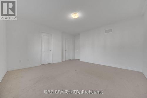 3950 Koenig Road, Burlington, ON - Indoor Photo Showing Other Room