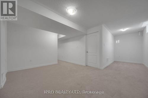 3950 Koenig Road, Burlington, ON - Indoor Photo Showing Other Room