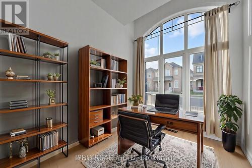 3950 Koenig Road, Burlington, ON - Indoor Photo Showing Office