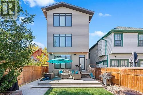 922 5 Street Nw, Calgary, AB - Outdoor With Deck Patio Veranda