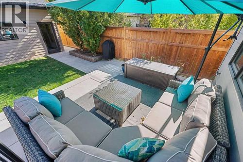 922 5 Street Nw, Calgary, AB - Outdoor