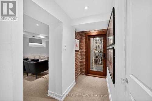 297 Clemow Avenue, Ottawa, ON - Indoor Photo Showing Other Room