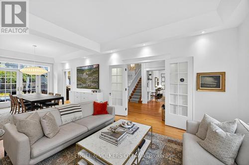 297 Clemow Avenue, Ottawa, ON - Indoor Photo Showing Living Room