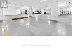 Extra large Parking - 