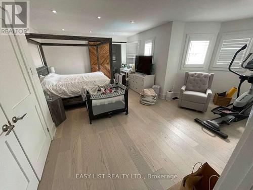 6 Devonridge Crescent, Toronto, ON - Indoor Photo Showing Bedroom