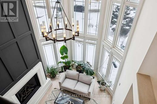 6 Devonridge Crescent, Toronto, ON - Indoor With Fireplace