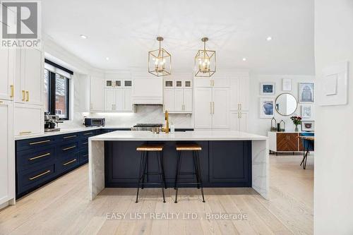 6 Devonridge Crescent, Toronto, ON - Indoor Photo Showing Kitchen With Upgraded Kitchen