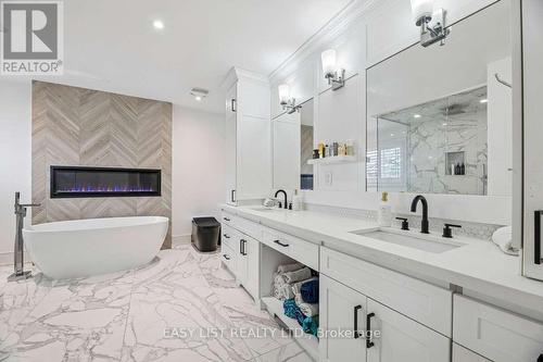 6 Devonridge Crescent, Toronto, ON - Indoor Photo Showing Bathroom