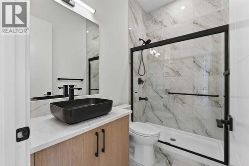 32 Lakes Estates Circle, Strathmore, AB - Indoor Photo Showing Bathroom