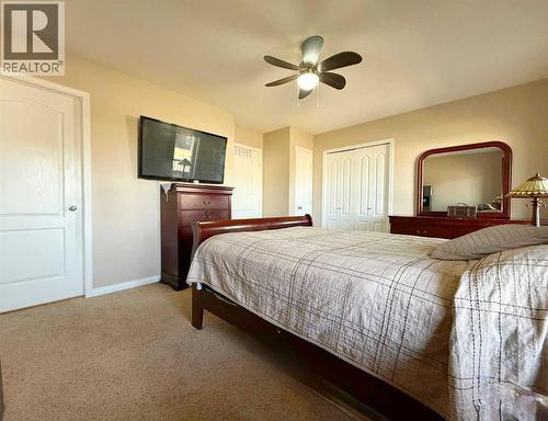 2905 10 Avenue, Wainwright, AB - Indoor Photo Showing Bedroom