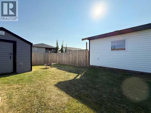 2905 10 Avenue, Wainwright, AB - Outdoor