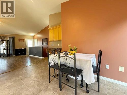 2905 10 Avenue, Wainwright, AB - Indoor