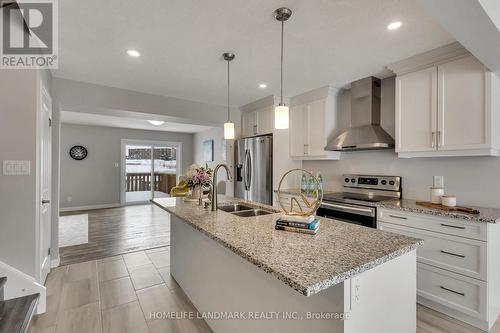 492 Wismer Street, Waterloo, ON - Indoor Photo Showing Kitchen With Stainless Steel Kitchen With Double Sink With Upgraded Kitchen
