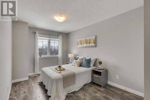 492 Wismer Street, Waterloo, ON - Indoor Photo Showing Bedroom