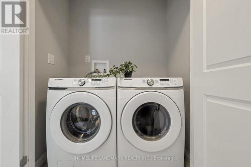 492 Wismer Street, Waterloo, ON - Indoor Photo Showing Laundry Room