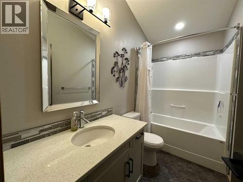 67 Ironstone Drive, Coleman, AB - Indoor Photo Showing Bathroom