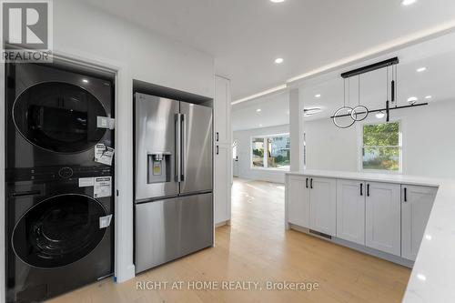 2700 Priscilla Street, Ottawa, ON - Indoor Photo Showing Laundry Room
